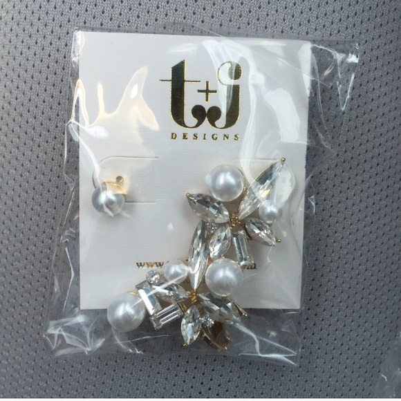 💕New! Single Pearl cluster ear crawler earrings💕 - Picture 3 of 5